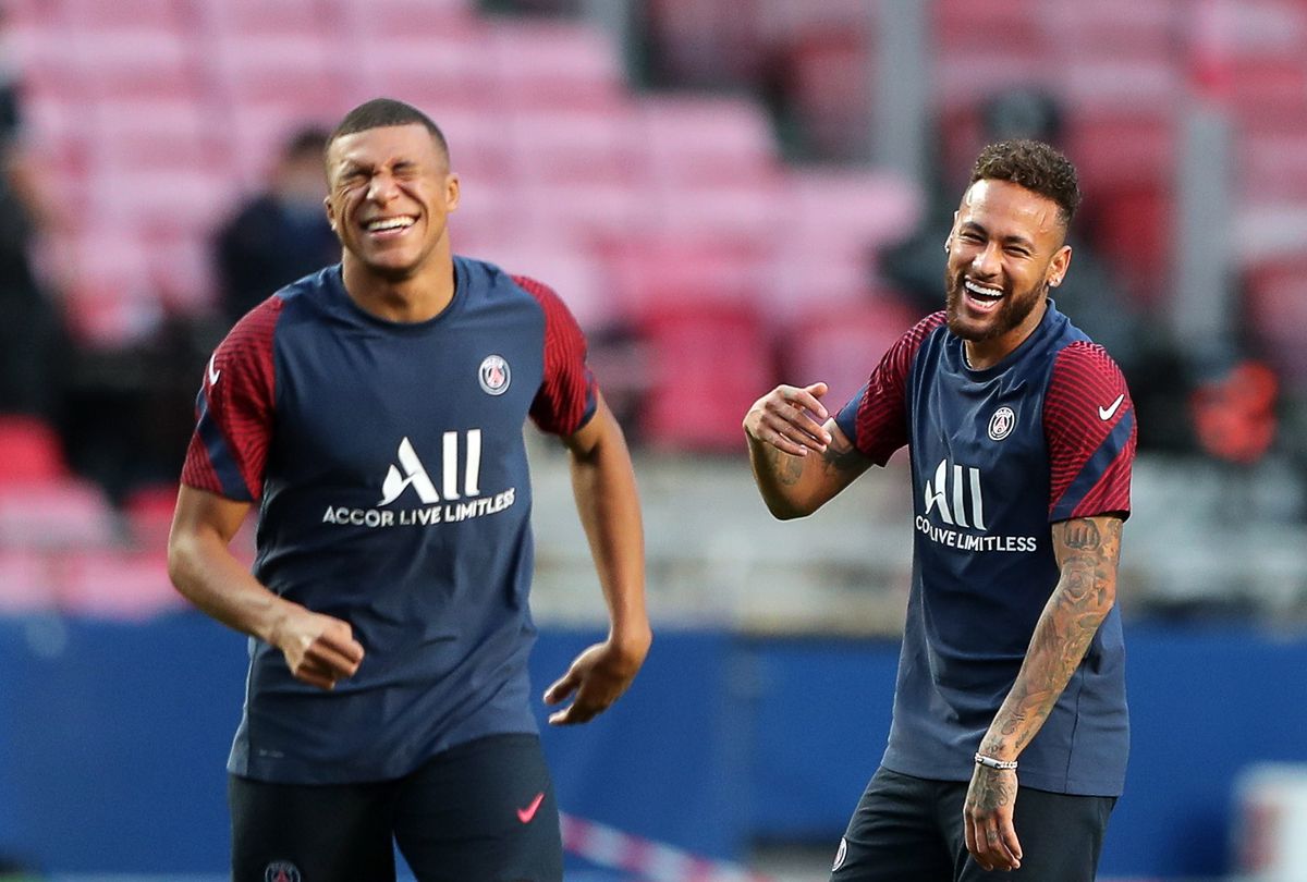 Kylian Mbappe and Neymar in training at PSG